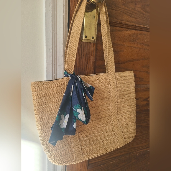 Draper James Everyday Straw Shoulder Bag - Picture 1 of 4